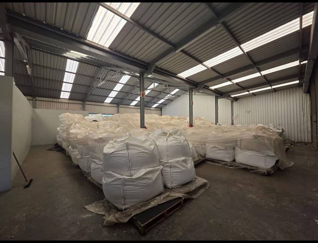 900M² WAREHOUSE TO LET IN ALRODE